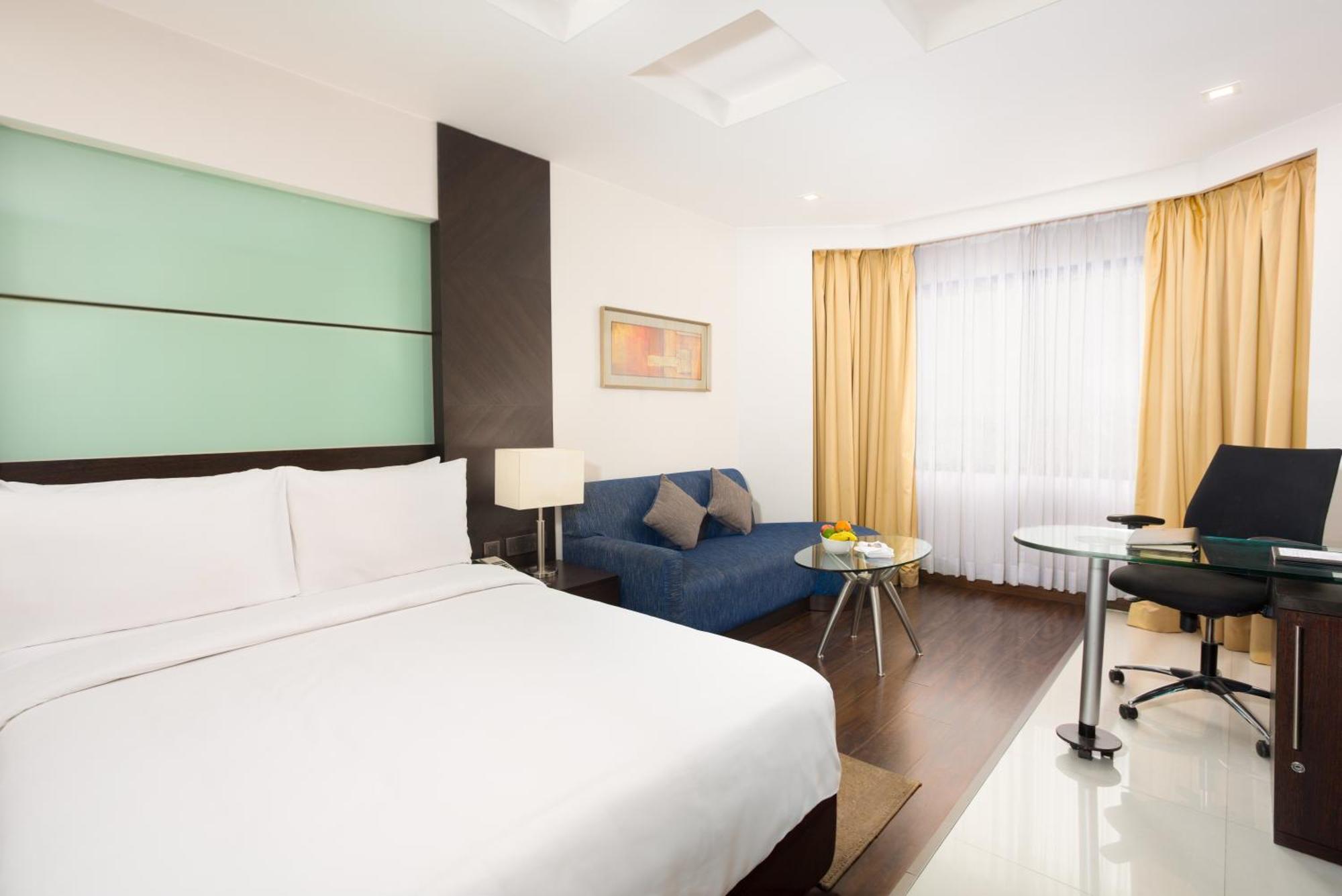 The Residency, Hotel